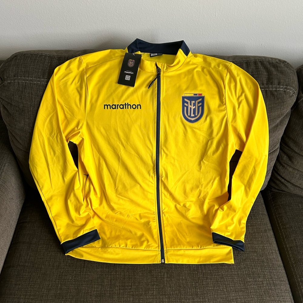 Marathon Authentic Ecuador National Team Soccer Yellow Jacket Men’s Sz: M